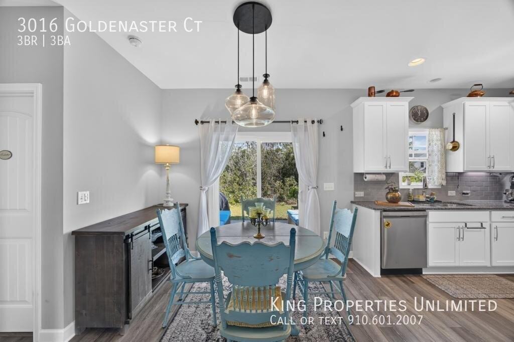 3016 Goldenaster Ct - Photo 7 of 38