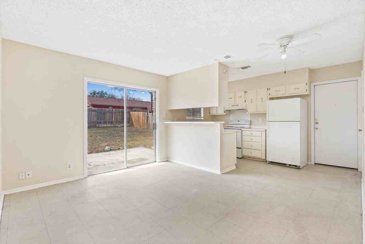 4718 Casa Oro St - Photo 6 of 26