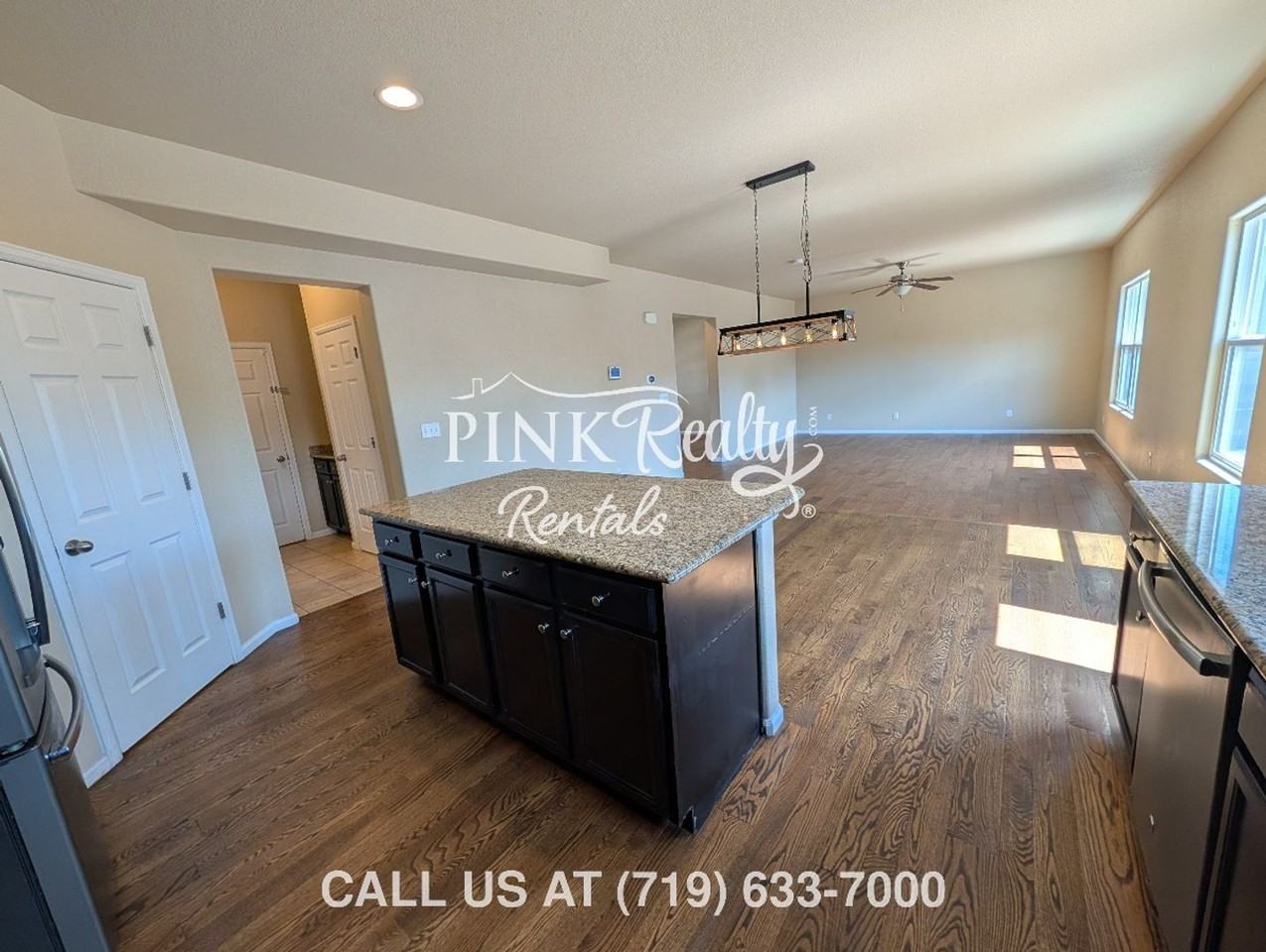6427 Marilee Way - Photo 5 of 32