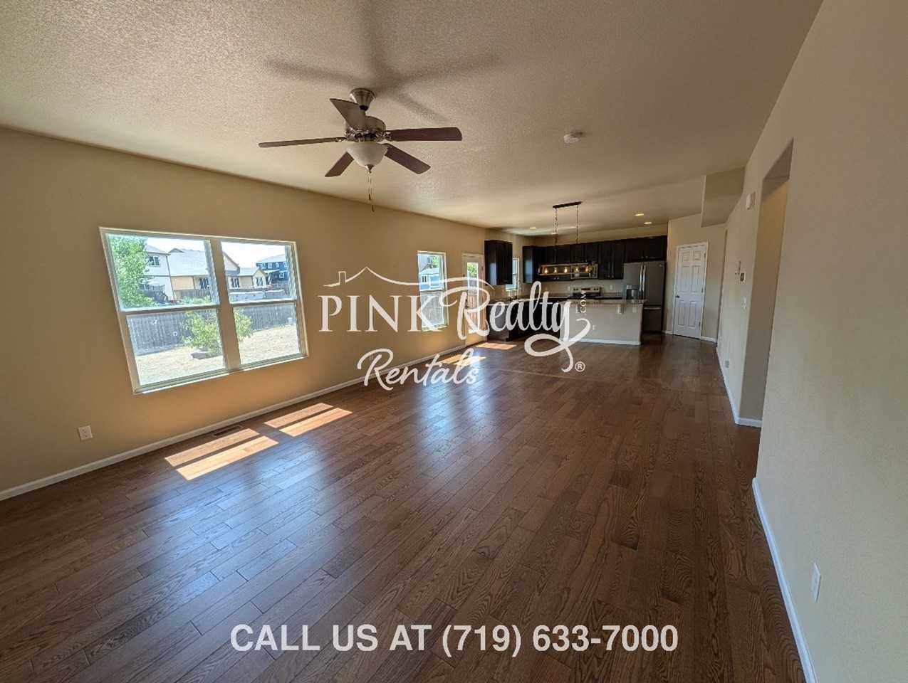 6427 Marilee Way - Photo 6 of 32