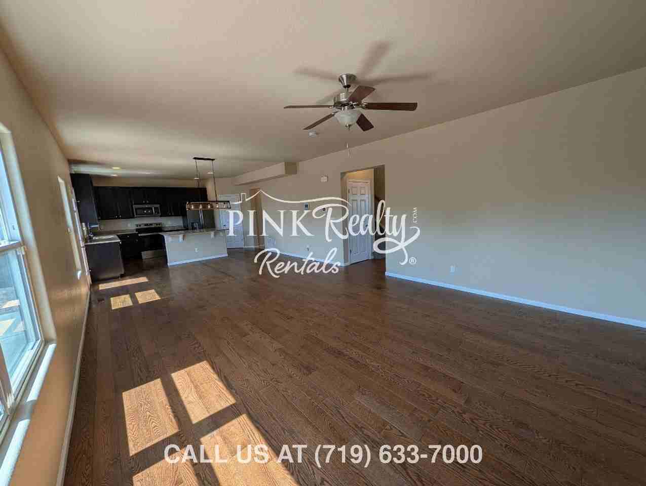 6427 Marilee Way - Photo 7 of 32