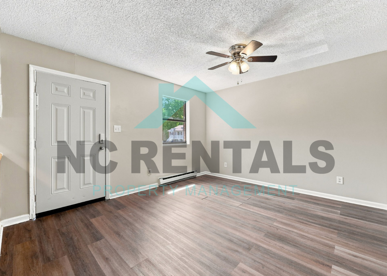 2401 Markwood Ln #E - Photo 7 of 32
