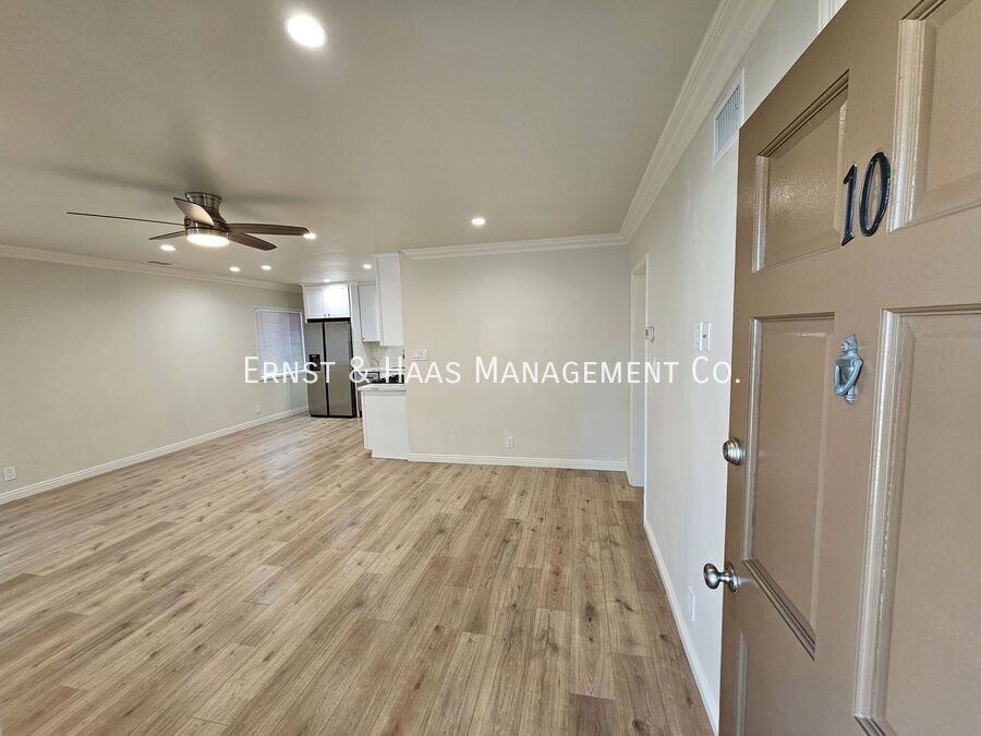 4240 N Lakewood Blvd #10 - Photo 3 of 22