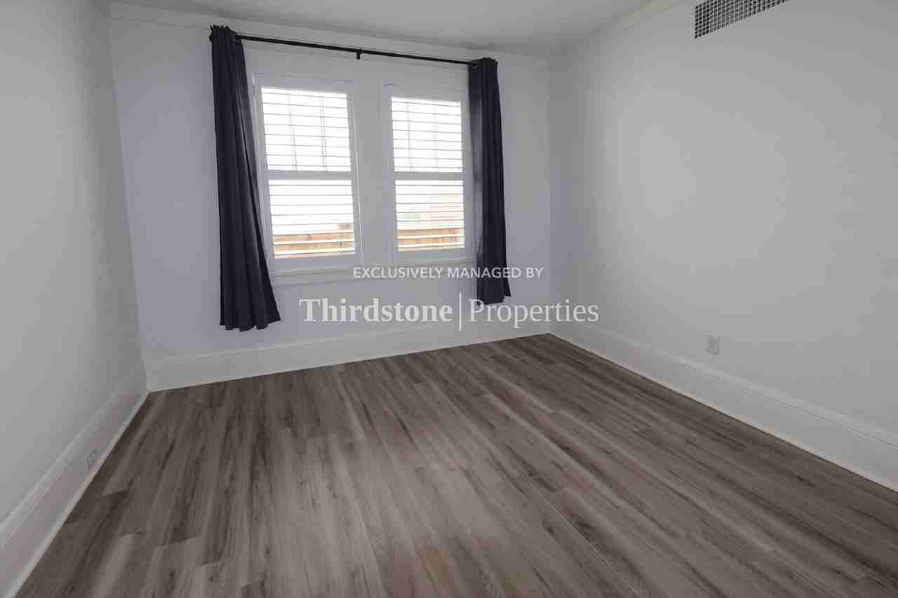 2648 Ernest St - Photo 7 of 21