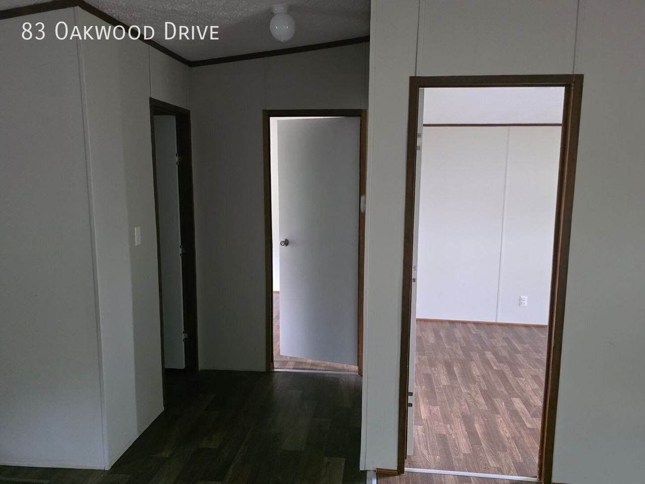 83 Oakwood Dr - Photo 3 of 9