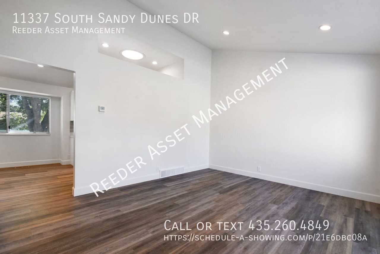11337 S Sandy Dunes Dr - Photo 3 of 20