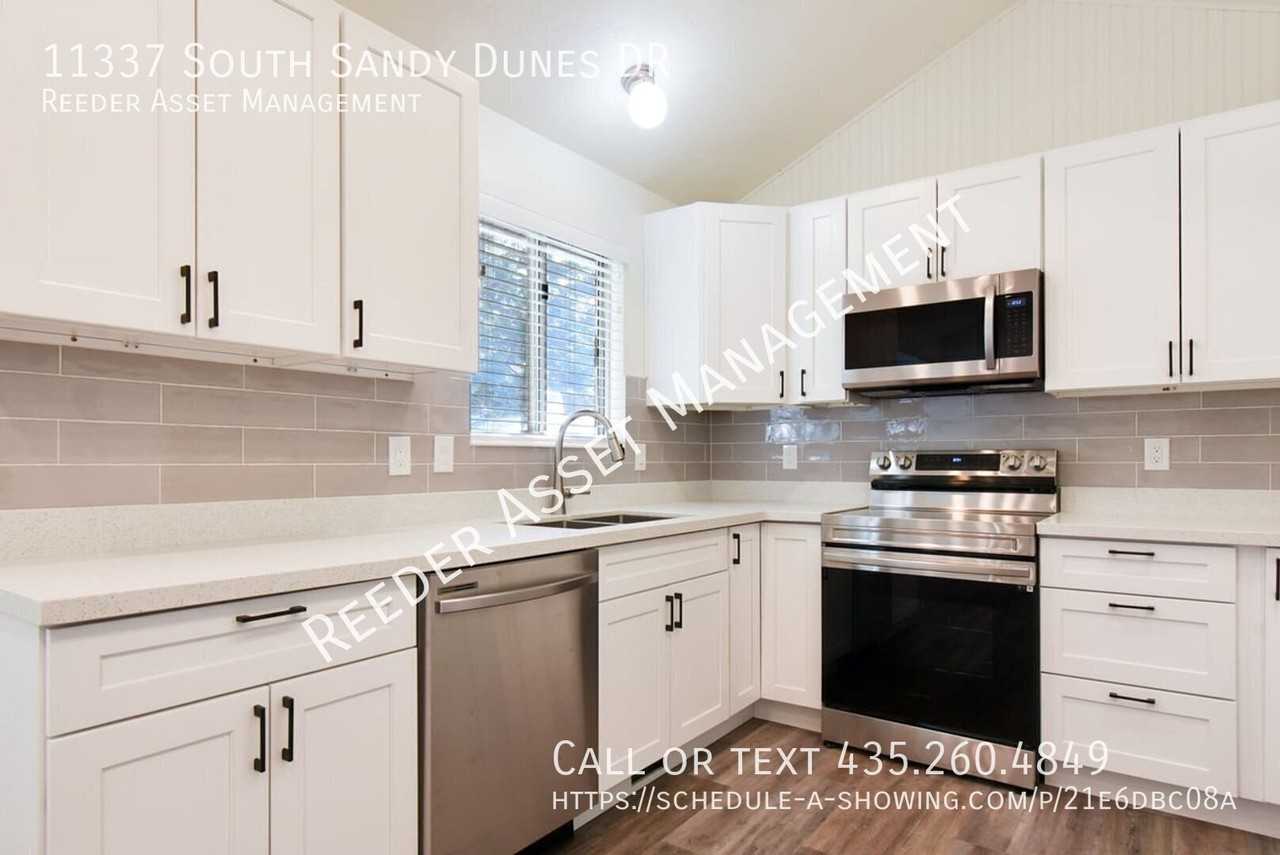 11337 S Sandy Dunes Dr - Photo 7 of 20