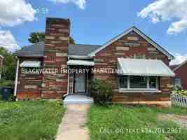 featured image of 4906 Dodd St