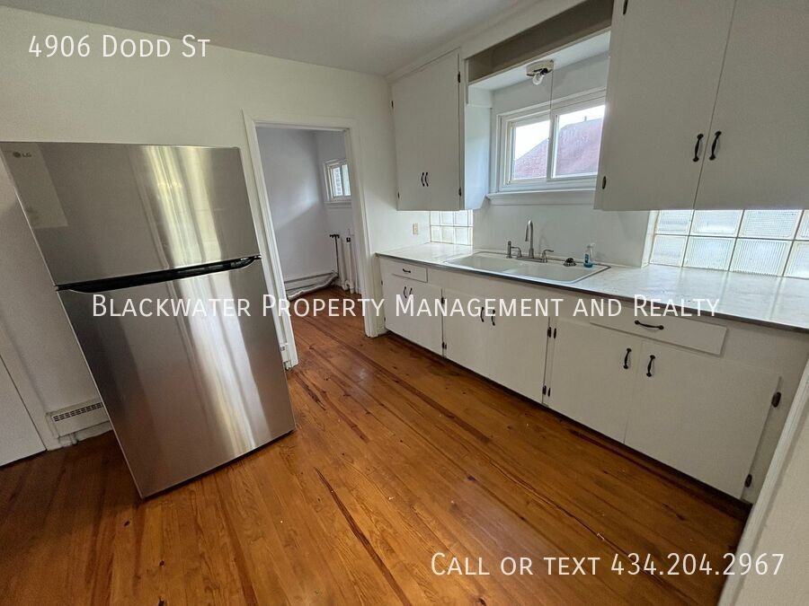 4906 Dodd St - Photo 7 of 14