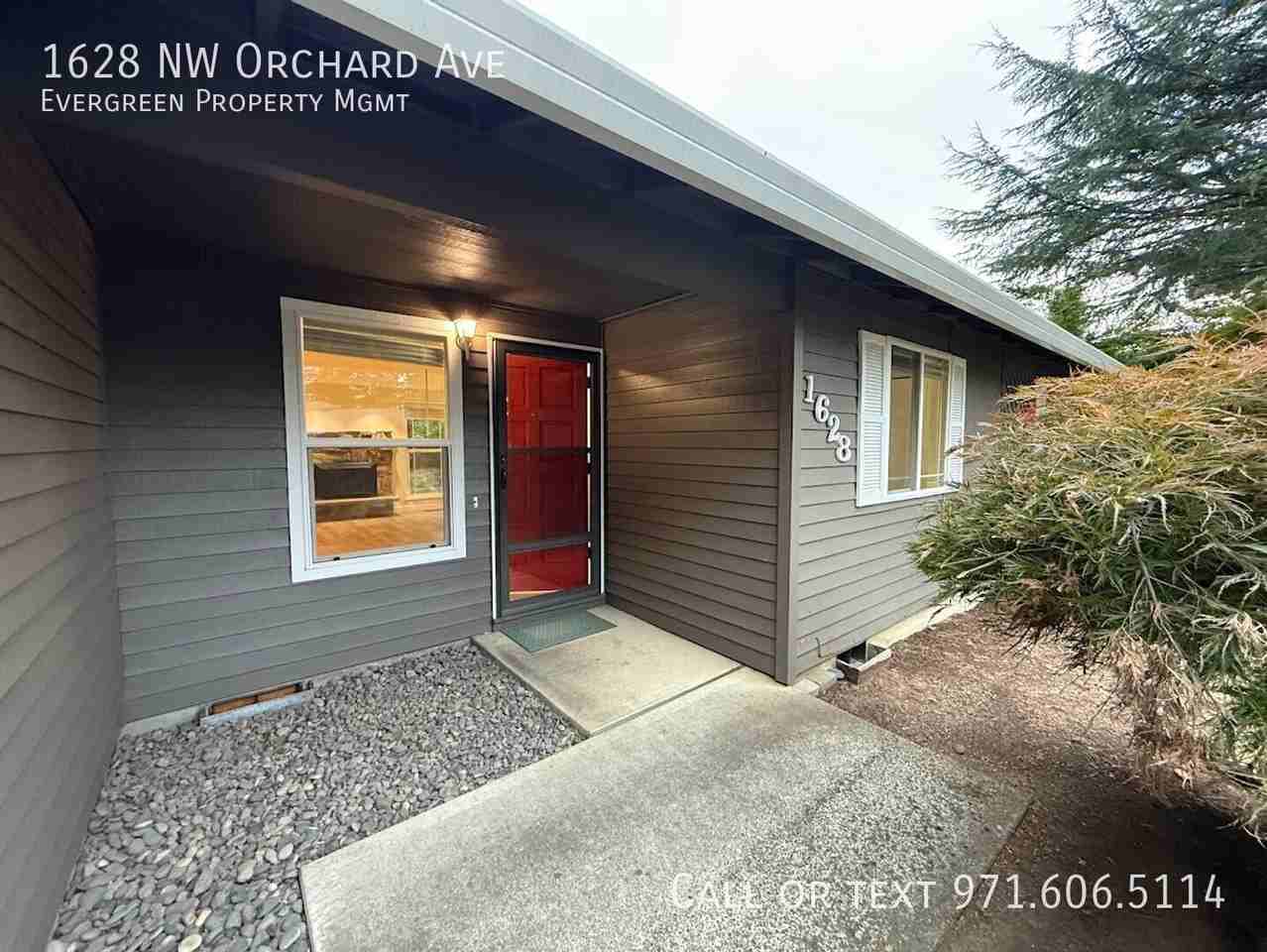 1628 Nw Orchard Ave - Photo 2 of 35