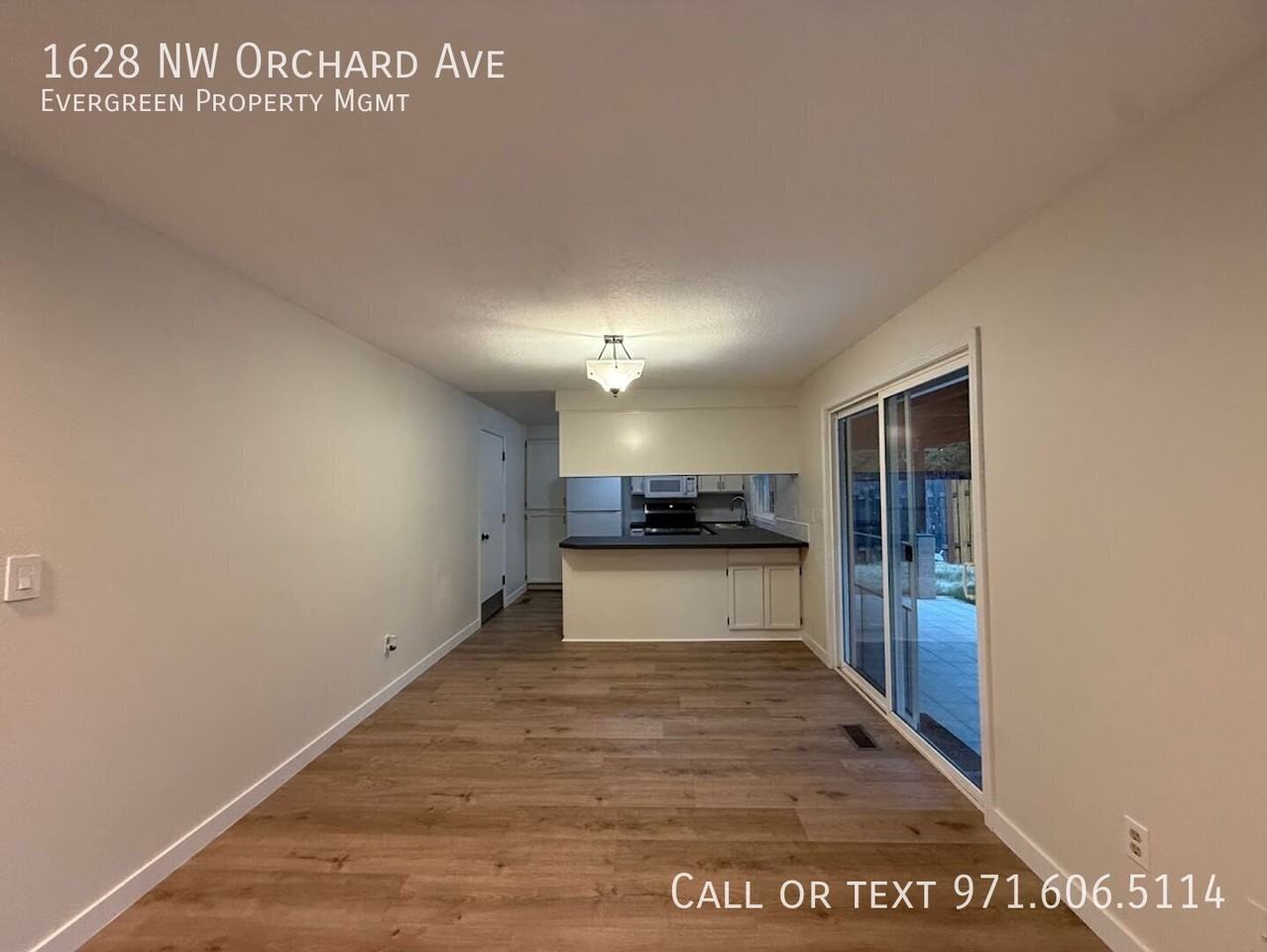 1628 Nw Orchard Ave - Photo 7 of 35