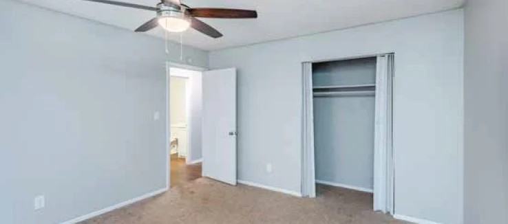 10 Moore St #43 - Photo 2 of 4