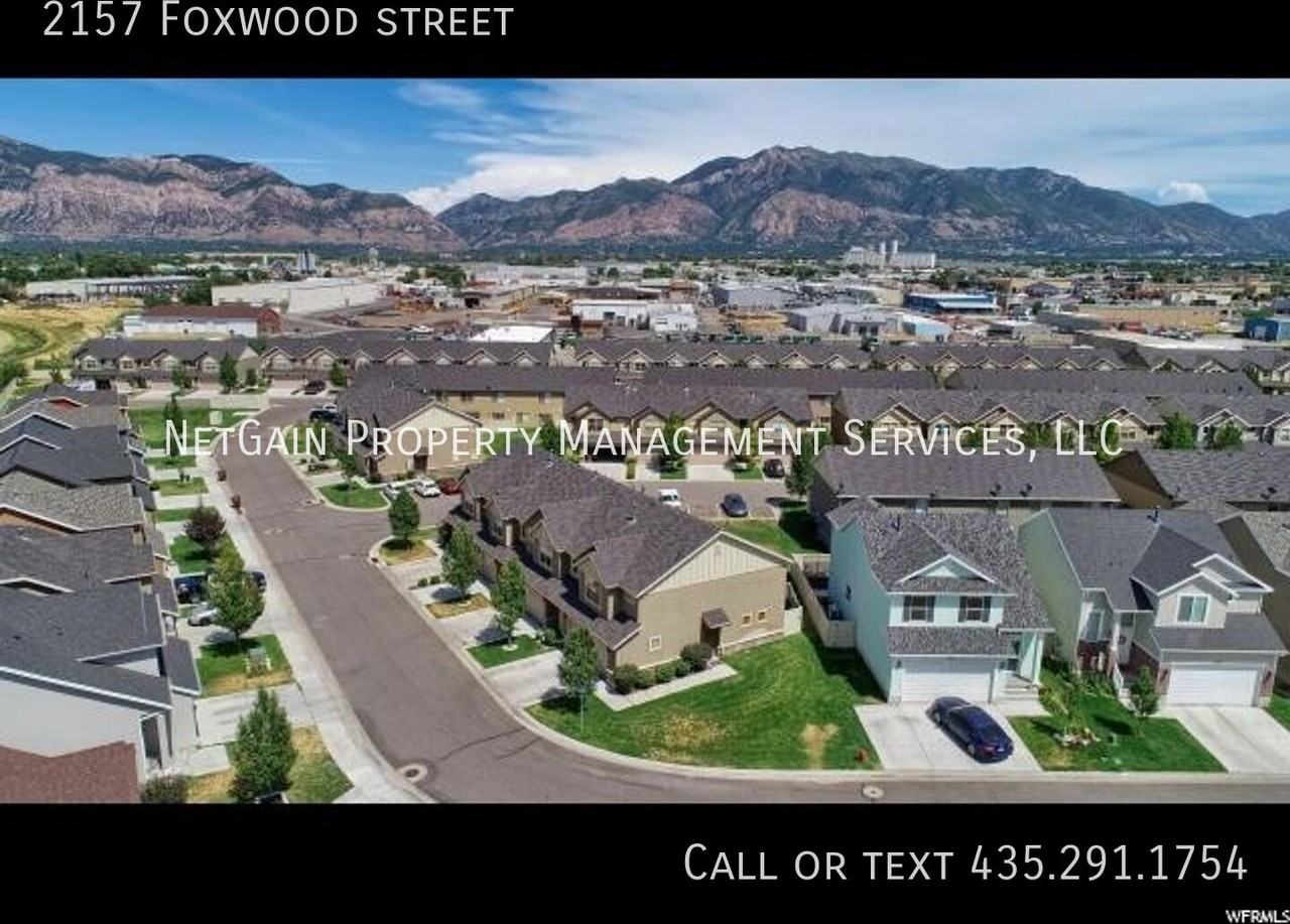 2157 W Foxwood St - Photo 5 of 23