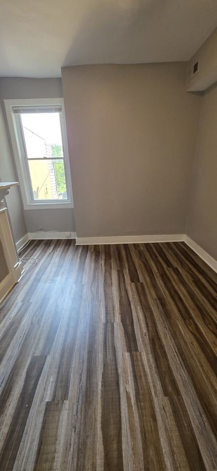 2528 Druid Hill Ave #2 - Photo 4 of 9