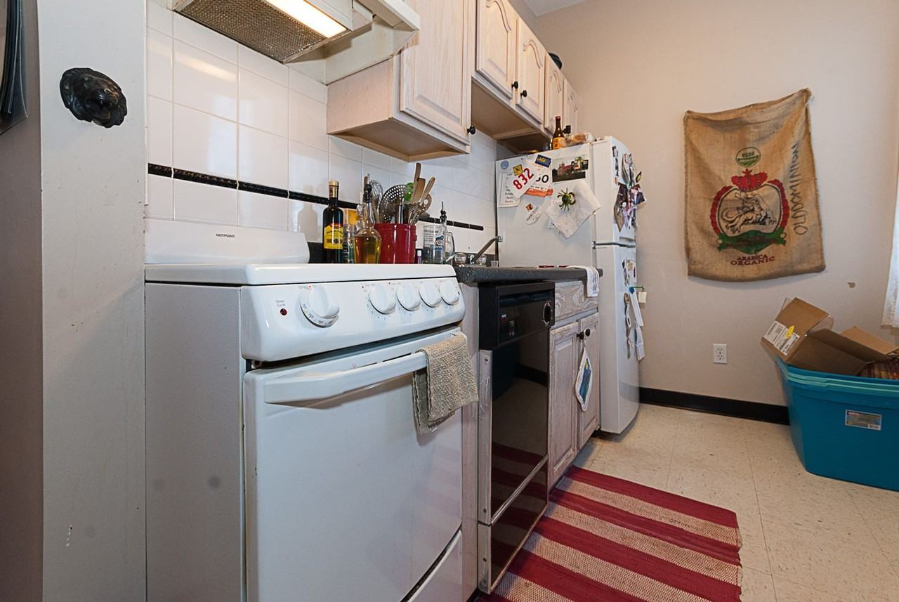 9 Chestnut Hill Ave - Photo 2 of 6