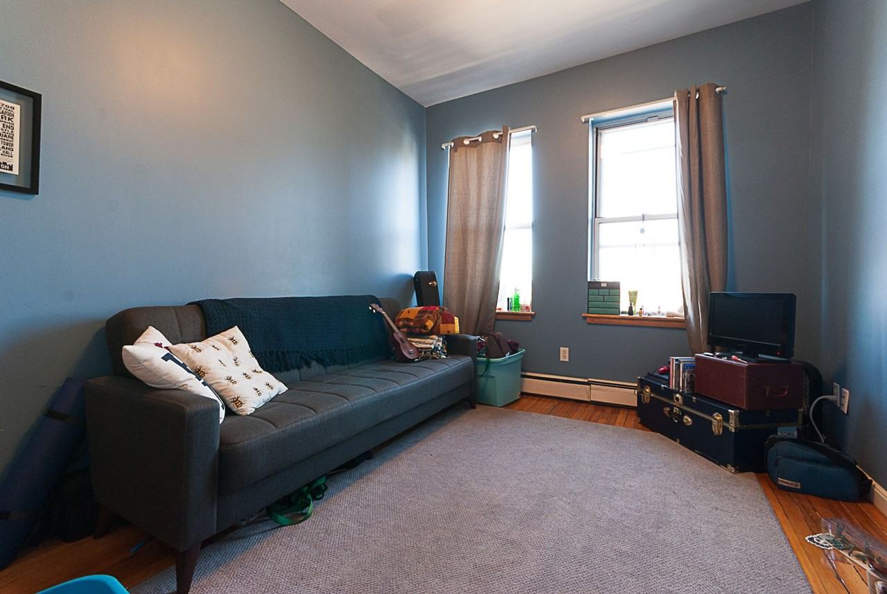 9 Chestnut Hill Ave - Photo 4 of 6