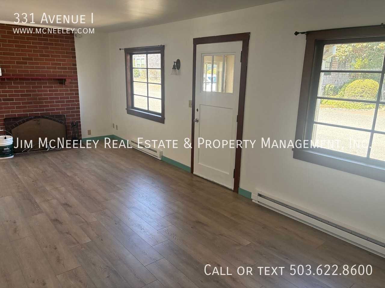 331 Avenue I - Photo 5 of 14