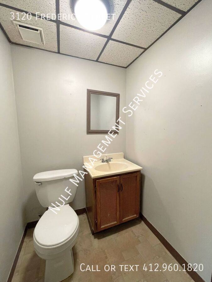 3120 Frederick St - Photo 4 of 7