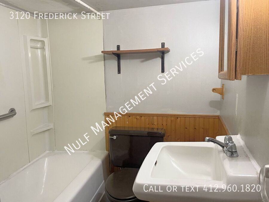 3120 Frederick St - Photo 6 of 7