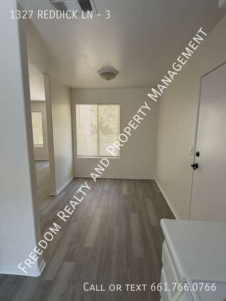 1327 Reddick Ln #3 - Photo 7 of 23