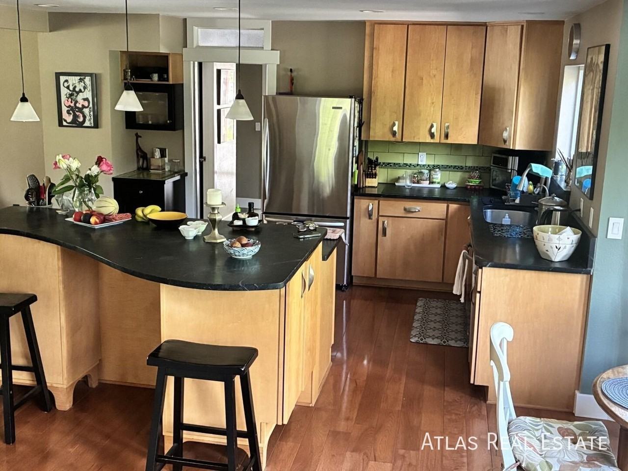 8170 Centrebridge Dr - Photo 7 of 13