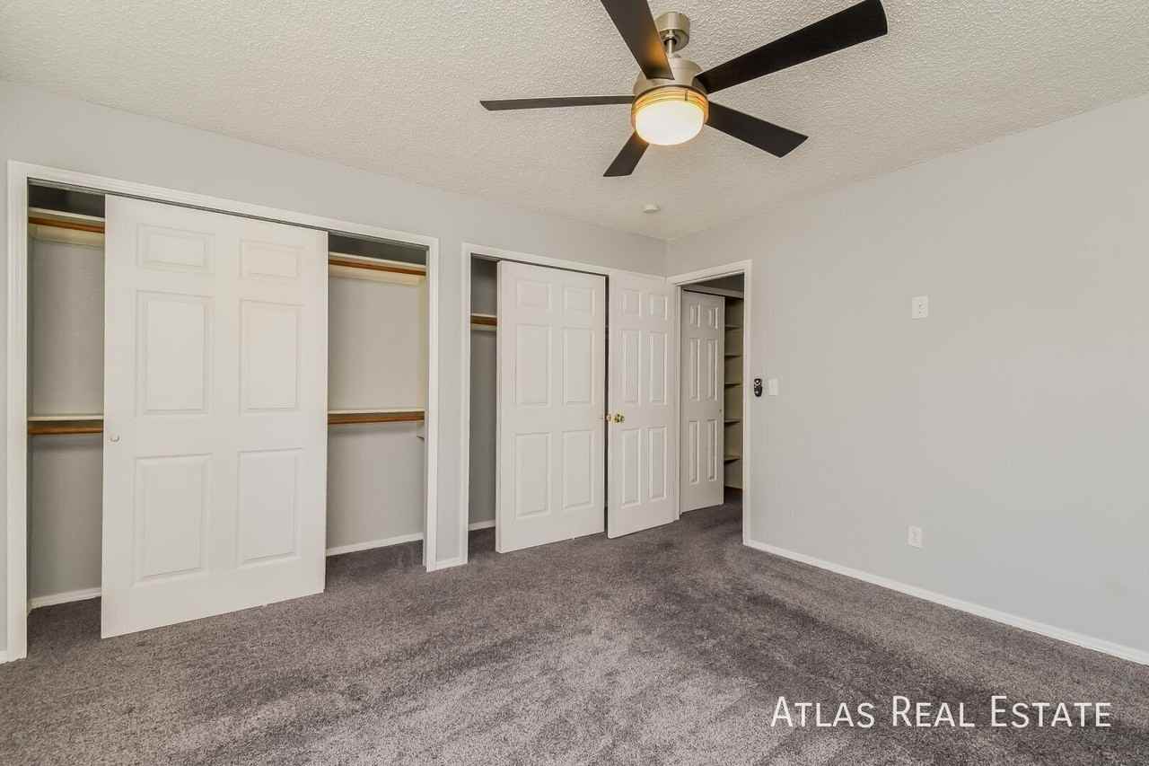 6170 Iverson Ct - Photo 7 of 21