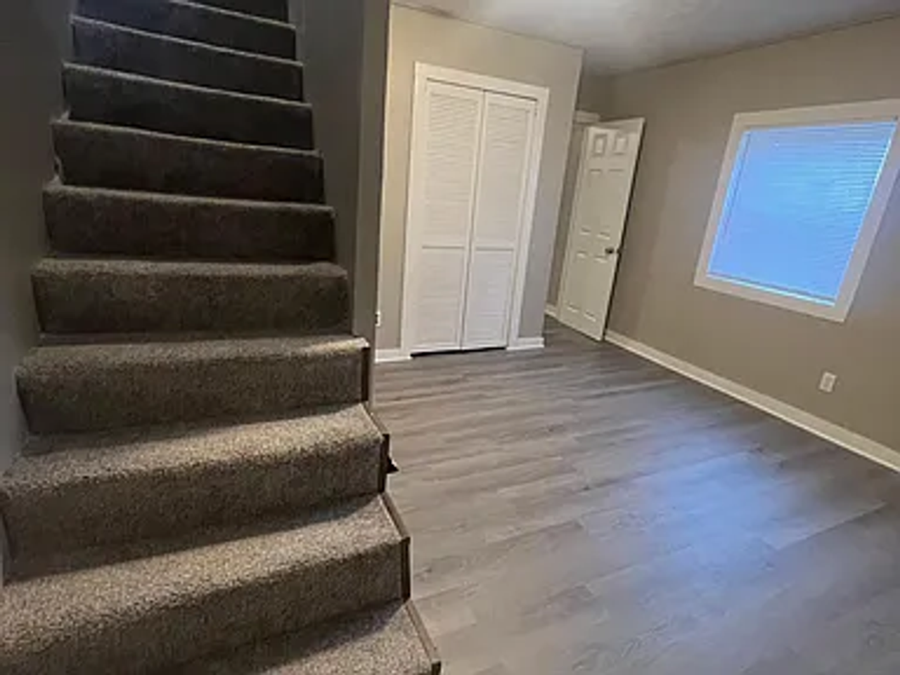 101 Elm St - Photo 3 of 25