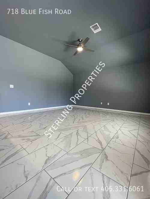 718 Blue Fish Rd - Photo 2 of 34