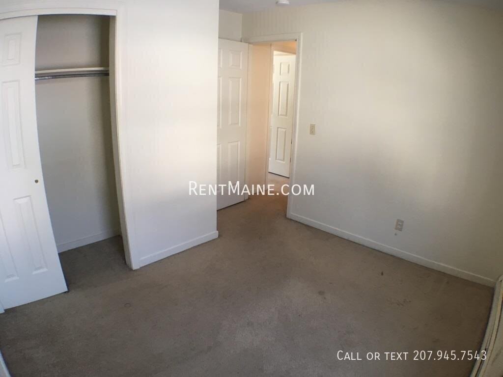 114 Main Rd S #B - Photo 6 of 9