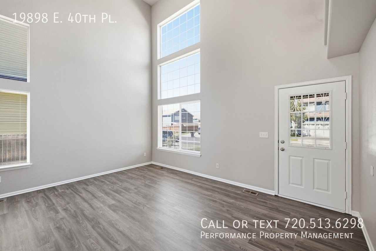 19898 E 40th Pl - Photo 3 of 36