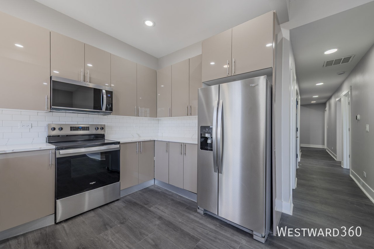 6600 S Evans Ave #3 - Photo 2 of 23