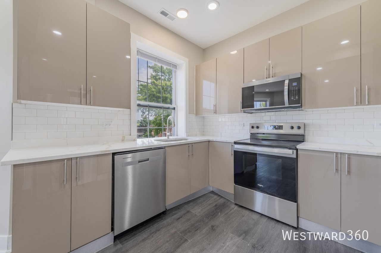 6600 S Evans Ave #3 - Photo 3 of 23