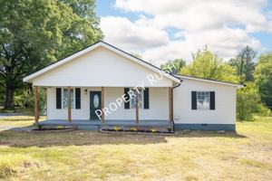 featured image of 1522 Happy Valley Rd