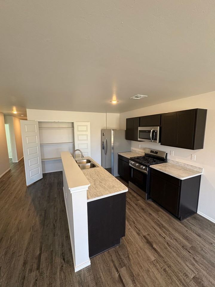 11620 Krew Way - Photo 7 of 21