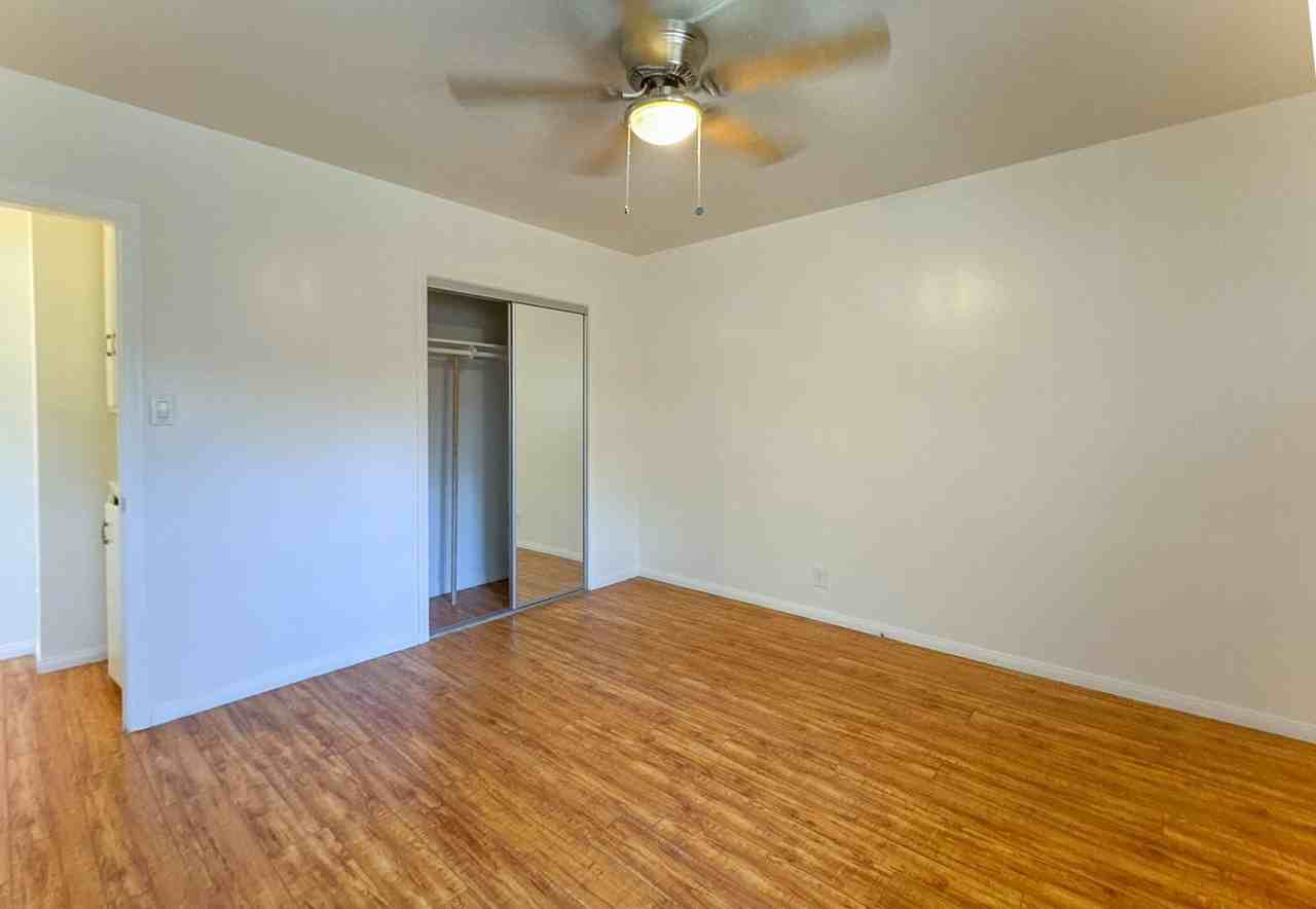 4253 S Centinela Ave - Photo 7 of 18