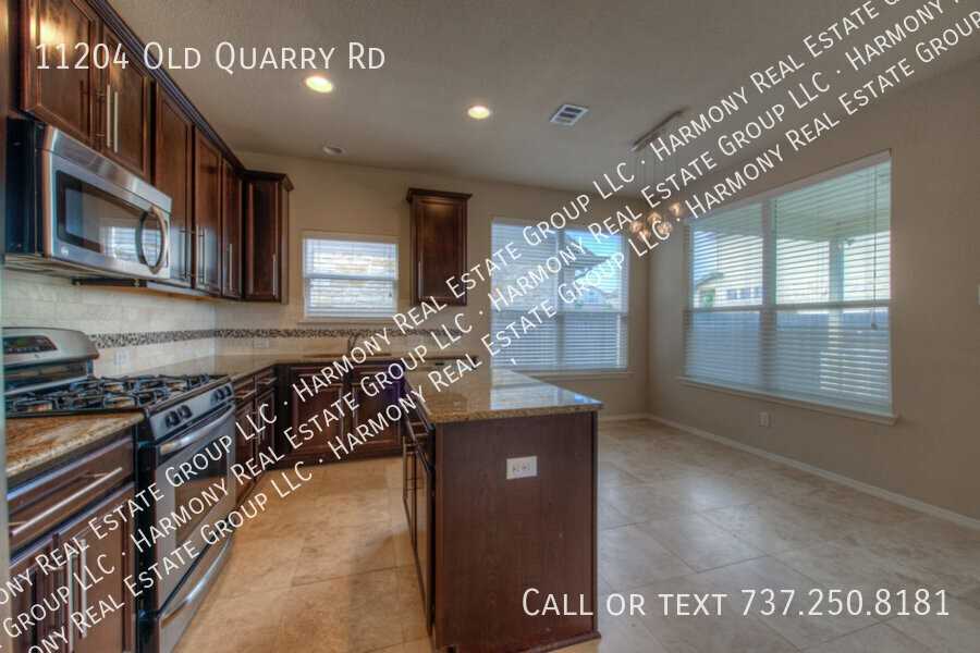 11204 Old Quarry Rd - Photo 7 of 15