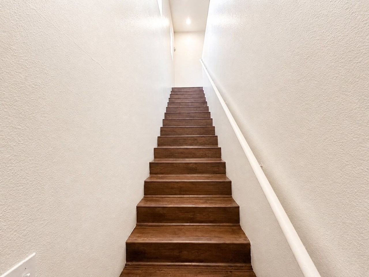 1501 Cardinal Peak Ln #202 - Photo 3 of 19