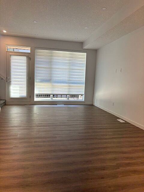 701 - 605 - 1453 Na'A Drive Southwest - Photo 6 of 20