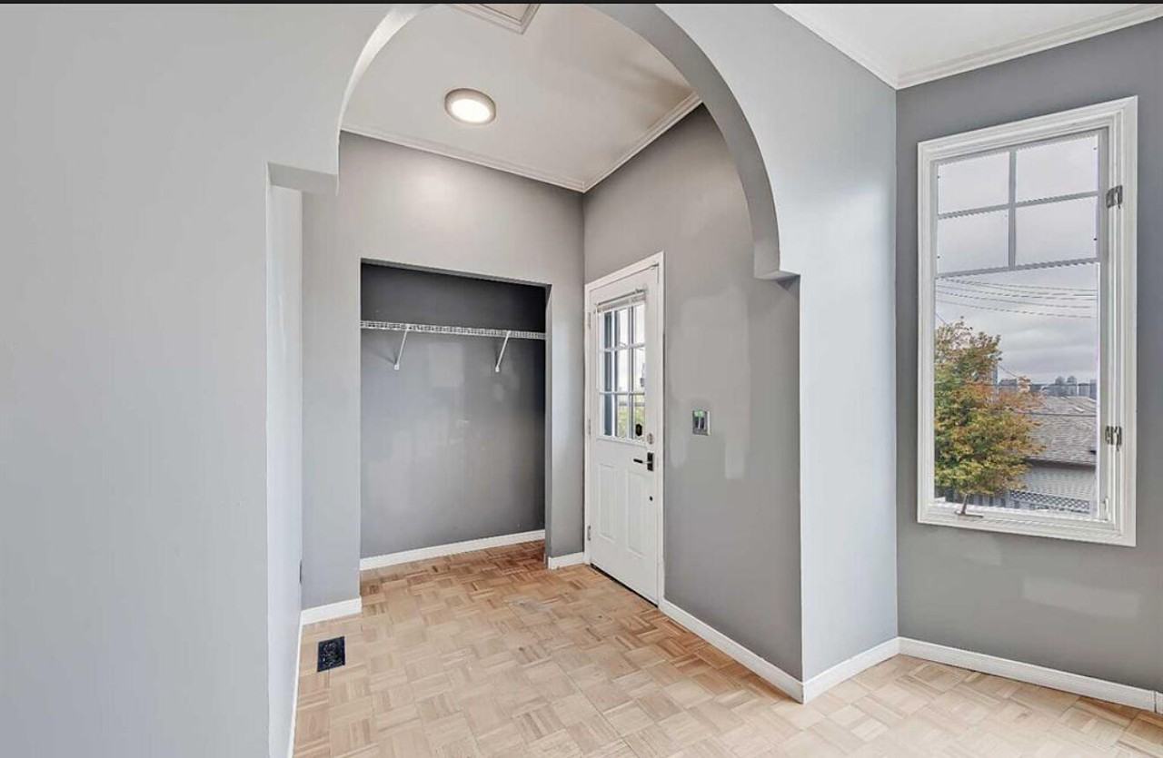2211 17 St Sw - Photo 2 of 46