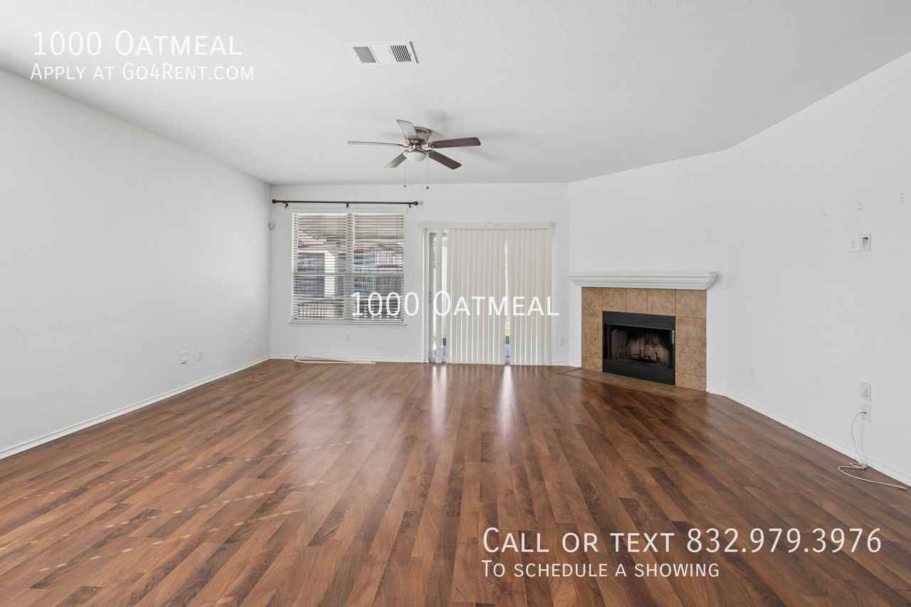 1000 Oatmeal Dr - Photo 5 of 20