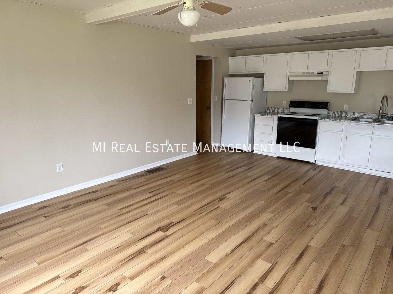 603 N Pine St - Photo 2 of 9