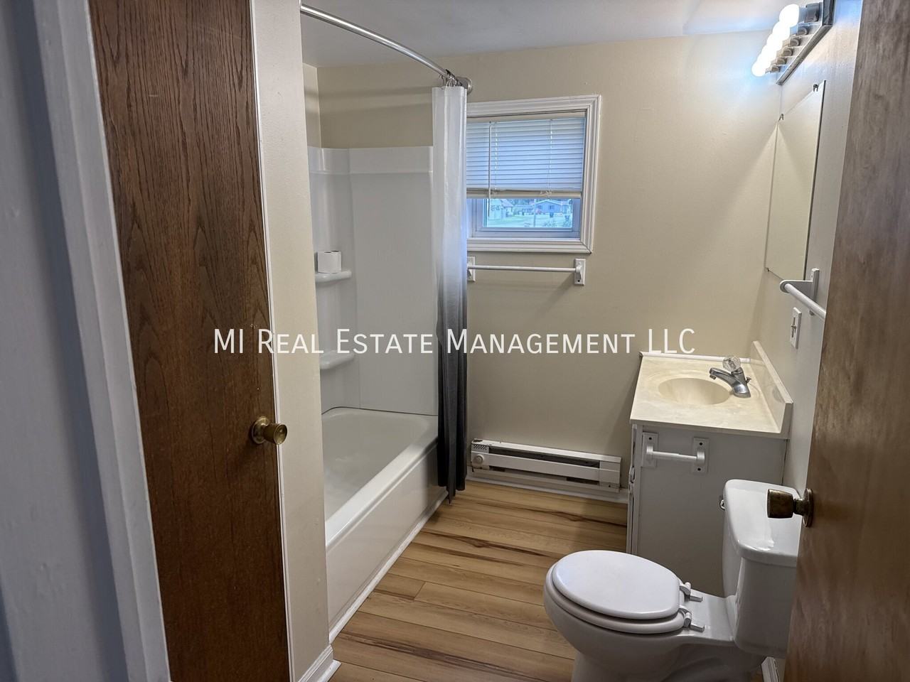 603 N Pine St - Photo 3 of 9
