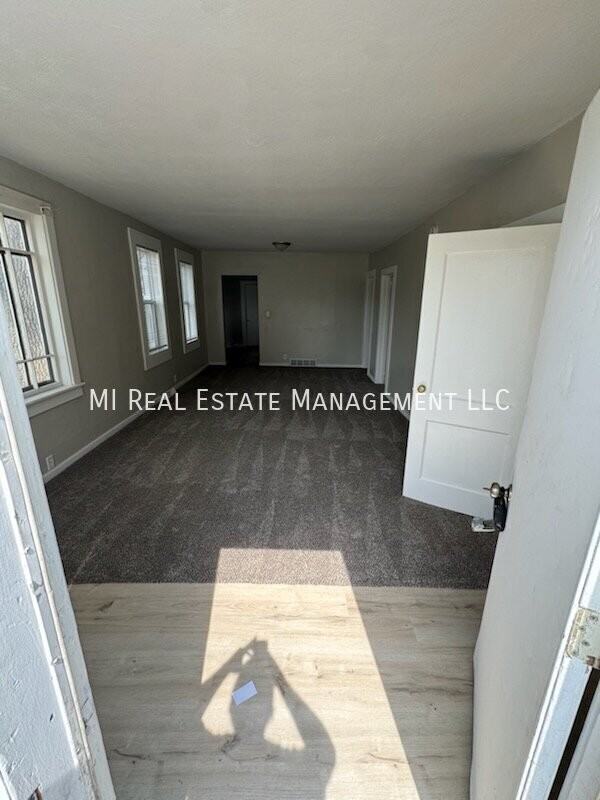 634 Catawba Ave - Photo 4 of 18