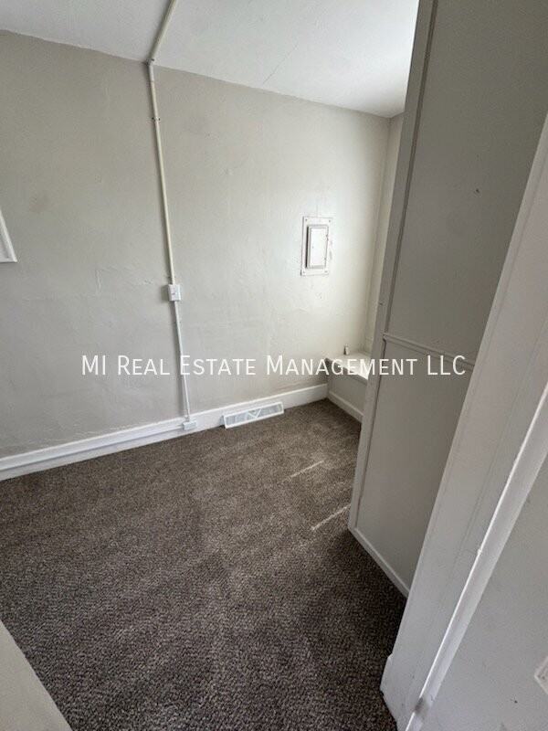 634 Catawba Ave - Photo 6 of 18