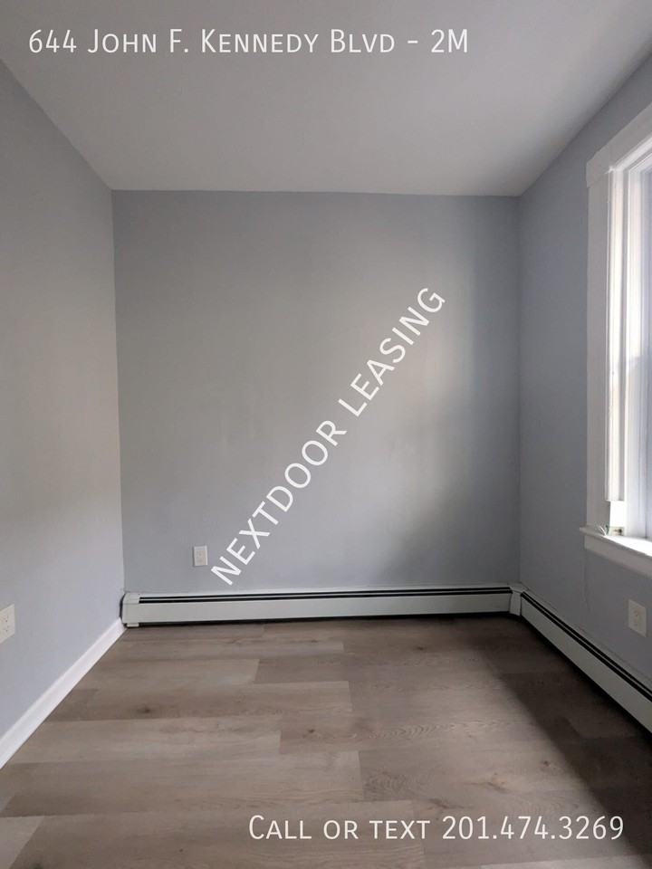 644 Kennedy Blvd #2M - Photo 3 of 7