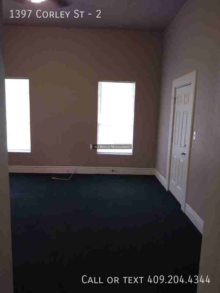1397 Corley St #2 - Photo 3 of 5