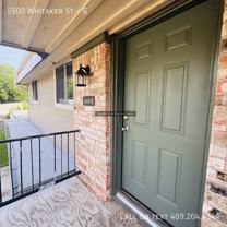5500 Whitaker St #G - Photo 1 of 1