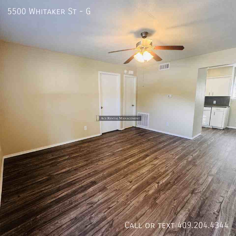 5500 Whitaker St #G - Photo 3 of 13