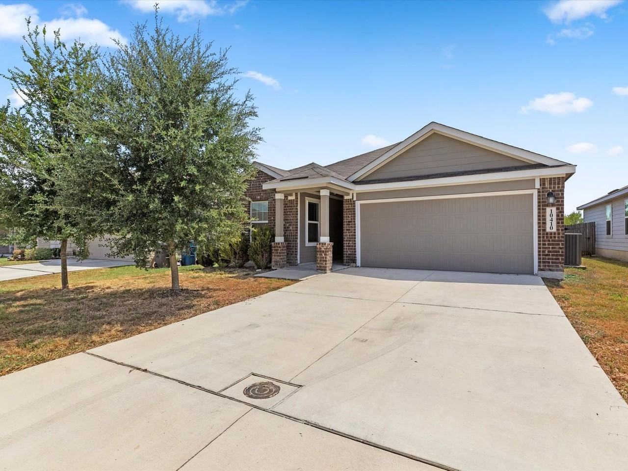 10410 Waverunner - Photo 2 of 20