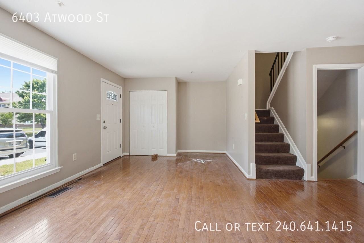 6403 Atwood St - Photo 3 of 22